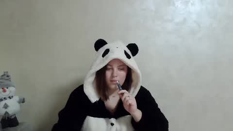 Snapshot of girl_leya chatting on December 2024 11:13:01 PM girl_leya online show from December 2024 11:13:01 PM