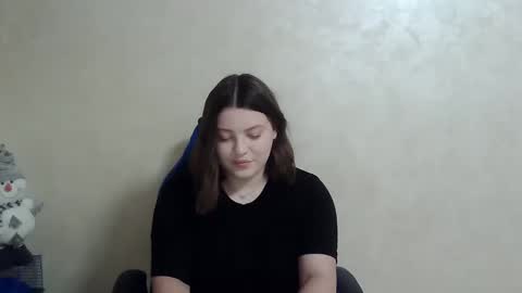 Snapshot of girl_leya chatting on December 2024 11:21:01 PM girl_leya online show from December 2024 11:21:01 PM