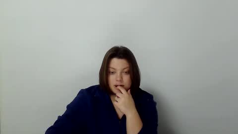 Snapshot of girl_leya chatting on November 2025 08:13:02 PM girl_leya online show from November 2025 08:13:02 PM