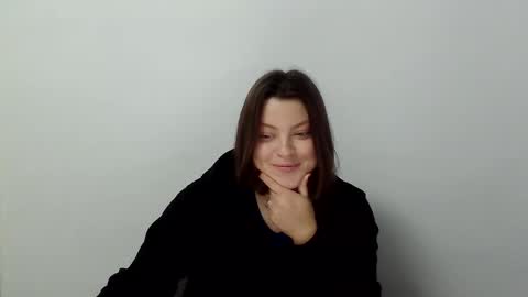 Snapshot of girl_leya chatting on November 2025 08:22:01 PM girl_leya online show from November 2025 08:22:01 PM