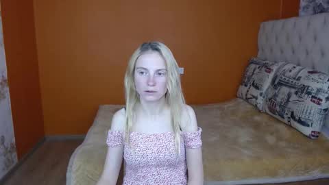Katia online show from October 2025 02:05:01 PM