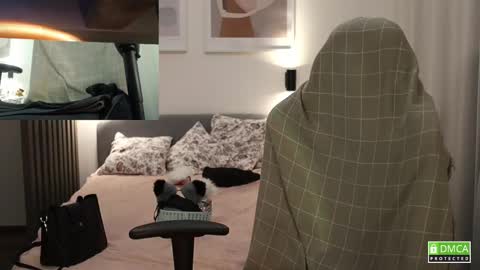 Snapshot of girl_u_never_met chatting on February 2025 06:33:02 PM Kristin online show from February 2025 06:33:02 PM