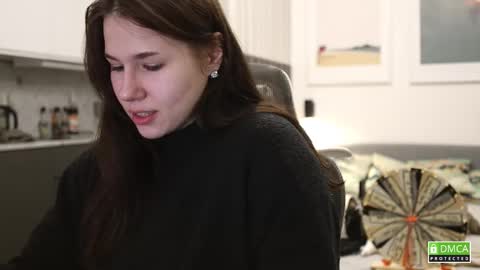 Snapshot of girl_u_never_met chatting on November 2025 05:33:02 PM Kristin online show from November 2025 05:33:02 PM