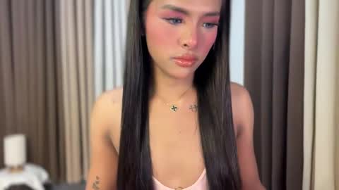 queen ronna online show from March 2026 12:28:01 AM