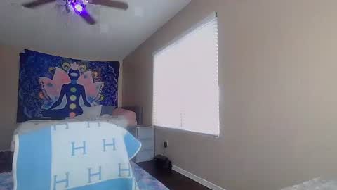 Snapshot of girlnextdoor702 chatting on November 2025 05:55:02 PM Jasmine online show from November 2025 05:55:02 PM