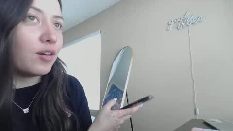 Snapshot of girlnextdoor702 chatting on December 2025 06:26:01 PM Jasmine online show from December 2025 06:26:01 PM