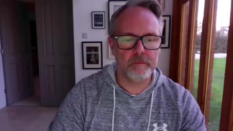 Snapshot of girlsandbikes chatting on October 2025 04:08:02 PM girlsandbikes online show from October 2025 04:08:02 PM