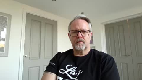 Snapshot of girlsandbikes chatting on November 2025 11:31:01 AM girlsandbikes online show from November 2025 11:31:01 AM