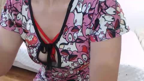 Victoria online show from December 2025 01:49:01 PM