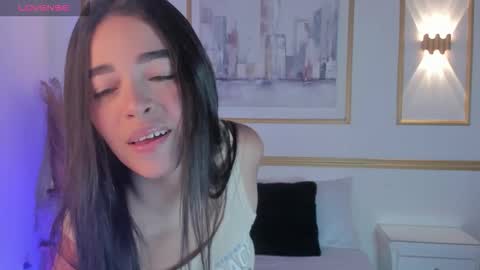 G I S E online show from March 2026 02:05:02 AM