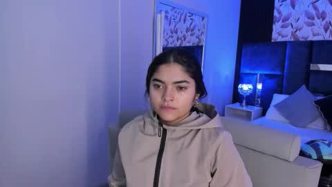     online show from December 2025 10:31:01 AM