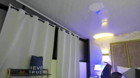     online show from April 2026 08:42:01 AM