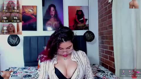  Kylie  online show from November 2025 03:06:01 AM