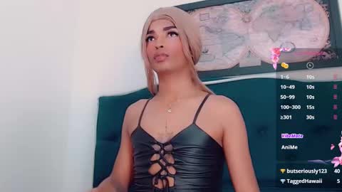 Snapshot of gisele_fox chatting on January 2025 12:46:01 AM Gisel online show from January 2025 12:46:01 AM