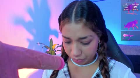 Snapshot of giselle_upp chatting on November 2025 04:49:01 AM Giselle online show from November 2025 04:49:01 AM