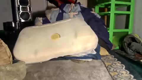 Snapshot of givr6inches chatting on September 2025 12:56:02 AM e-Bizl online show from September 2025 12:56:02 AM