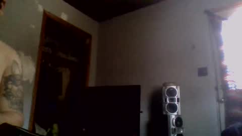 Snapshot of givr6inches chatting on October 2025 09:34:01 PM e-Bizl online show from October 2025 09:34:01 PM