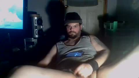 Snapshot of givr6inches chatting on November 2025 04:51:02 AM e-Bizl online show from November 2025 04:51:02 AM