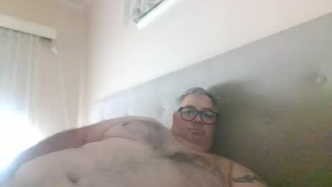 Snapshot of gixxer06 chatting on May 2026 10:49:02 PM bi Gixxer online show from May 2026 10:49:02 PM