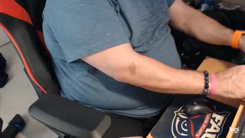 Snapshot of gizmo706 chatting on December 2025 04:36:01 PM gizmo706 online show from December 2025 04:36:01 PM