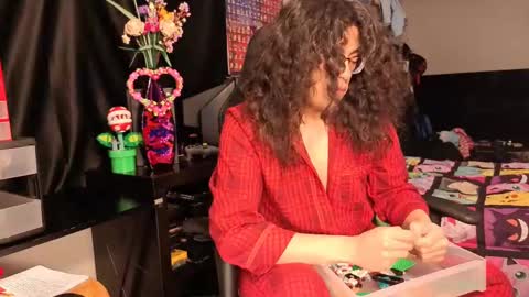 glaceon9 online show from February 2025 08:40:02 AM