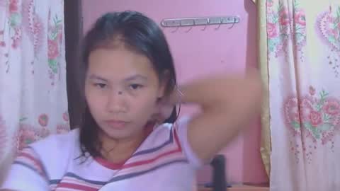 Snapshot of glamgoddess23 chatting on October 2025 12:25:02 AM glamgoddess23 online show from October 2025 12:25:02 AM