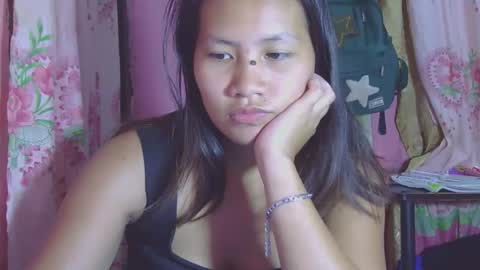 Snapshot of glamgoddess23 chatting on December 2025 02:28:02 AM glamgoddess23 online show from December 2025 02:28:02 AM