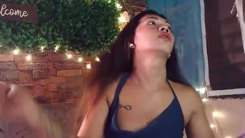 Snapshot of glamorous_trixie chatting on December 2025 05:34:02 AM glamorous_trixie online show from December 2025 05:34:02 AM