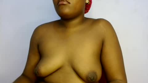 Snapshot of glamslut8 chatting on July 2026 07:16:02 PM sweet girl online show from July 2026 07:16:02 PM
