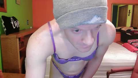 glam trans goddess online show from December 2025 11:00:01 PM