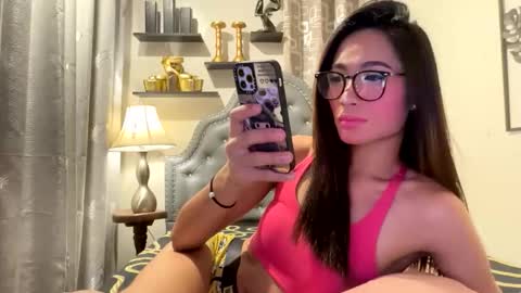 Snapshot of gleiahong chatting on May 2026 12:24:02 PM gleiahong online show from May 2026 12:24:02 PM