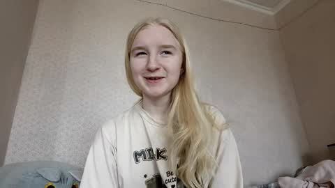 Laura online show from April 2026 07:14:01 AM