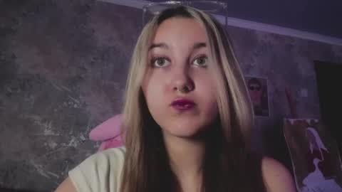 Kelly online show from April 2026 01:49:02 PM