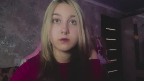 Kelly online show from April 2026 01:06:02 PM