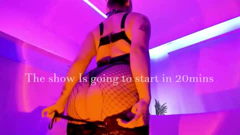 Mimi online show from February 2026 06:14:01 PM