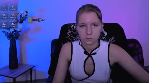 Snapshot of gloria_bubble chatting on June 2026 07:01:02 PM your dream online show from June 2026 07:01:02 PM
