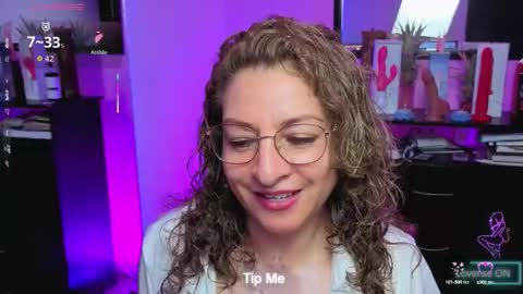 Snapshot of gloriacrespo chatting on October 2025 12:13:01 AM gloriacrespo online show from October 2025 12:13:01 AM