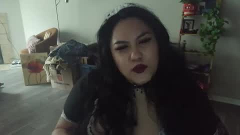 gloriagore online show from April 2026 08:36:02 PM