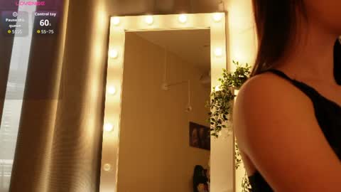 Snapshot of gloriamillss chatting on July 2026 01:25:01 PM Gloria online show from July 2026 01:25:01 PM