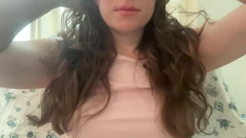 Gloria Pearl online show from July 2026 11:25:01 AM