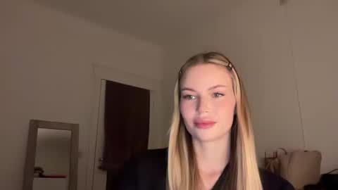 glow_angel online show from January 2025 05:41:01 PM