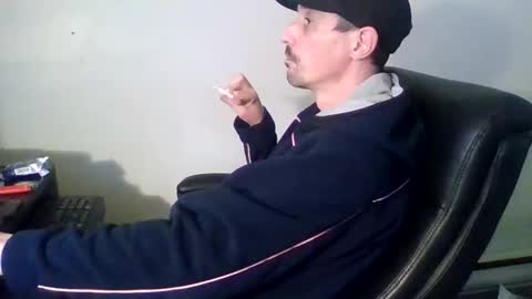 gmang4242 online show from May 2026 06:01:01 PM