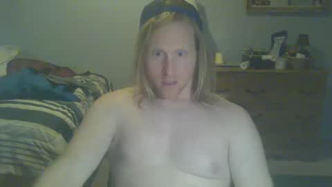 Snapshot of gnger31foru chatting on December 2024 02:01:01 AM Steven Meadow online show from December 2024 02:01:01 AM