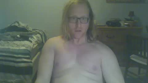 Snapshot of gnger31foru chatting on January 2025 02:44:02 AM Steven Meadow online show from January 2025 02:44:02 AM