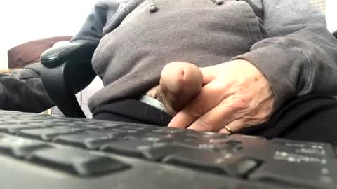 Snapshot of gngnxxx chatting on February 2025 01:42:02 PM gngnxxx online show from February 2025 01:42:02 PM