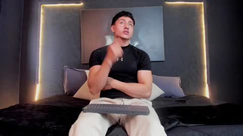 steven online show from December 2024 03:55:01 PM