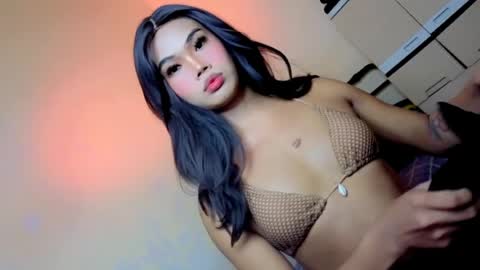Snapshot of goddes_kella chatting on July 2026 06:43:02 AM goddes_kella online show from July 2026 06:43:02 AM