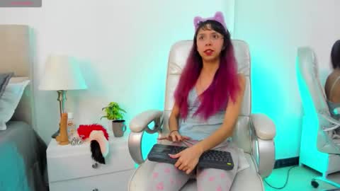 Lilith online show from January 2026 04:48:02 AM