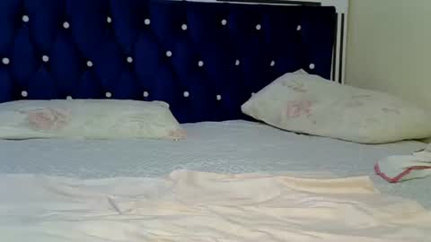 Snapshot of goddess_nanaya chatting on November 2025 09:04:01 AM Goddess nanaya online show from November 2025 09:04:01 AM