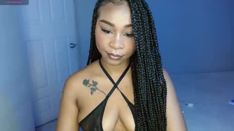 Snapshot of goddess_val chatting on December 2025 09:58:02 AM Valentina online show from December 2025 09:58:02 AM